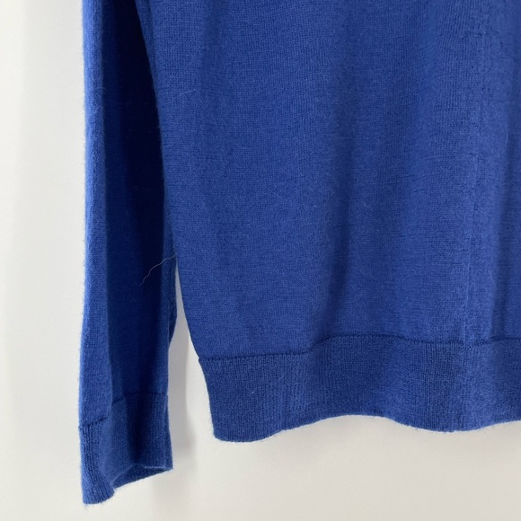 Gap 100% Ultrasoft Wool Cerulean Blue V-Neck Sweater - Picture 8 of 10